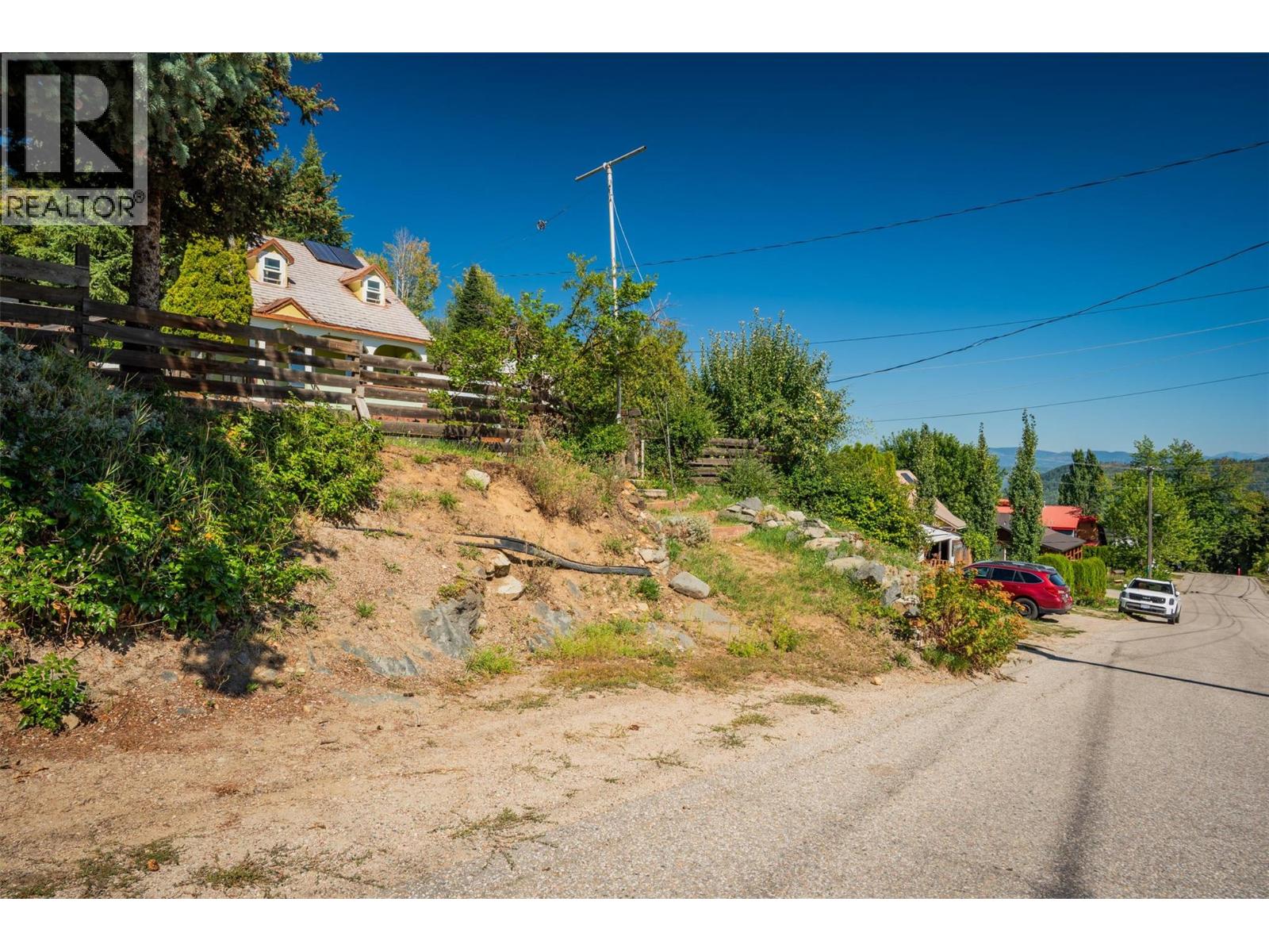 2346 Fourth Avenue, Rossland, British Columbia  V0G 1Y0 - Photo 32 - 10360462