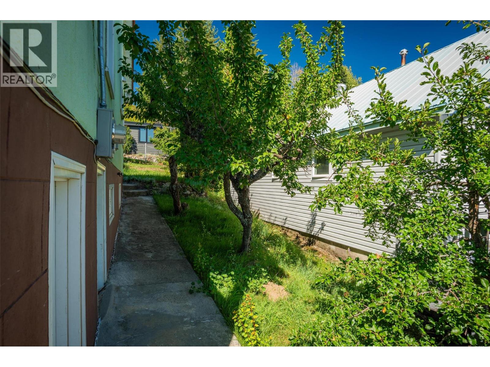 2346 Fourth Avenue, Rossland, British Columbia  V0G 1Y0 - Photo 44 - 10360462