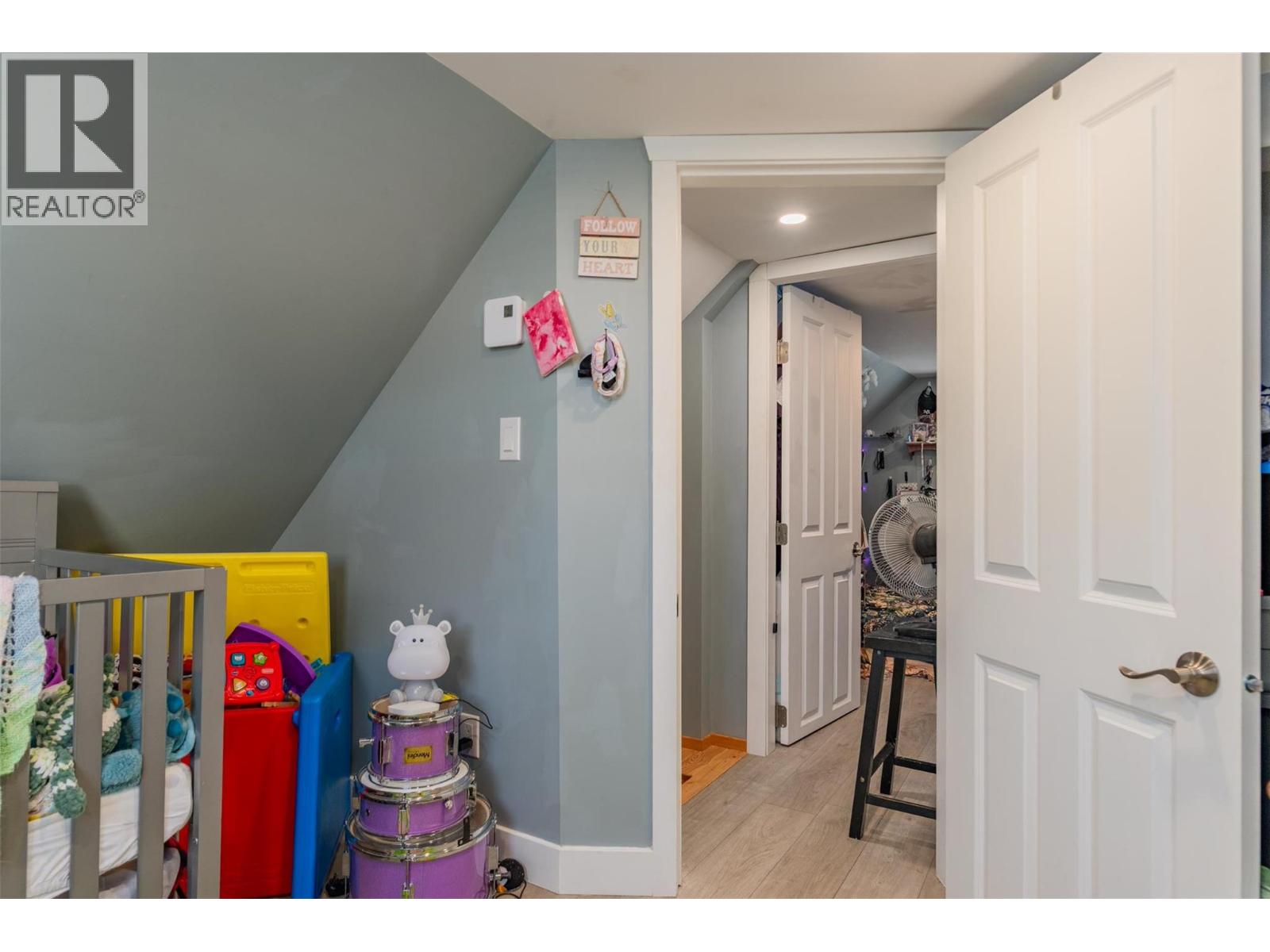 2342 Washington Street, Rossland, British Columbia  V0G 1Y0 - Photo 18 - 10360432