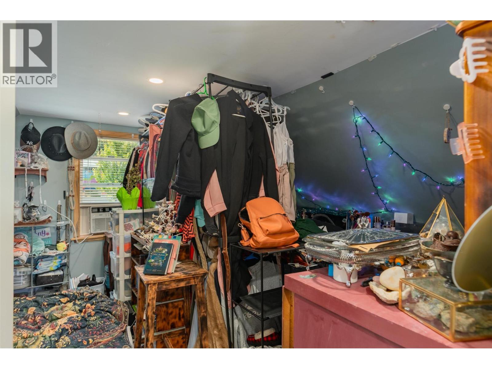 2342 Washington Street, Rossland, British Columbia  V0G 1Y0 - Photo 20 - 10360432