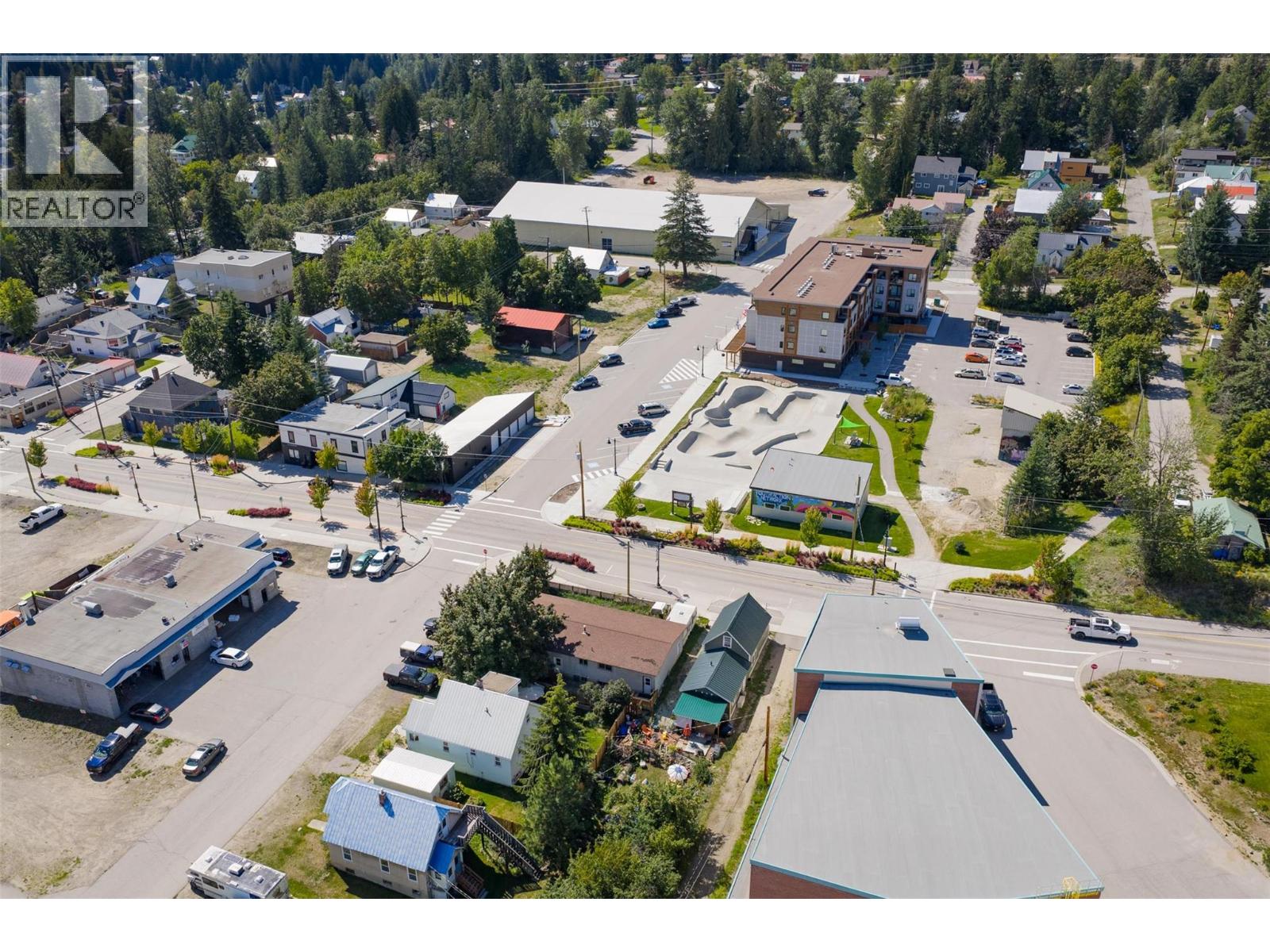2342 Washington Street, Rossland, British Columbia  V0G 1Y0 - Photo 39 - 10360432
