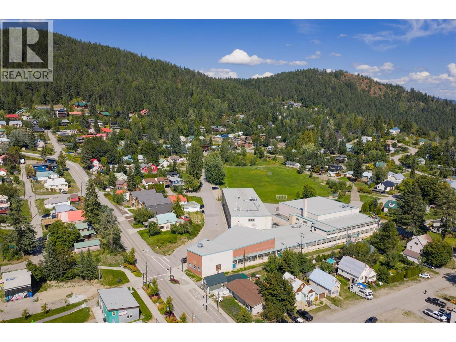 2342 Washington Street, Rossland, British Columbia  V0G 1Y0 - Photo 41 - 10360432