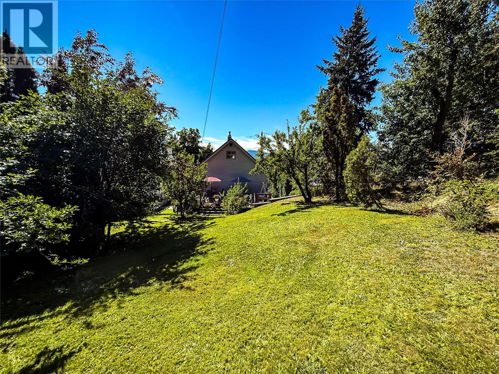 2246 Kootenay Avenue, Rossland, British Columbia  V0G 1Y0 - Photo 8 - 10360646