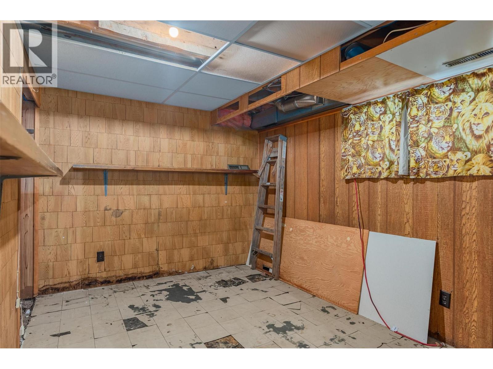 2177 Valleyview Drive, Trail, British Columbia  V1R 3B4 - Photo 17 - 10360637