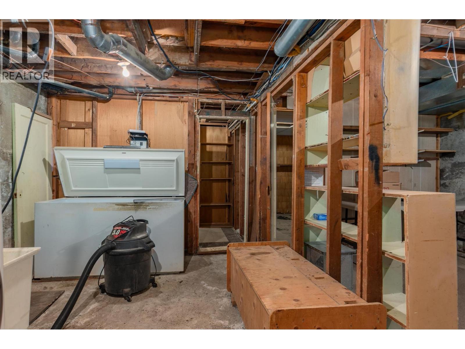 2177 Valleyview Drive, Trail, British Columbia  V1R 3B4 - Photo 20 - 10360637