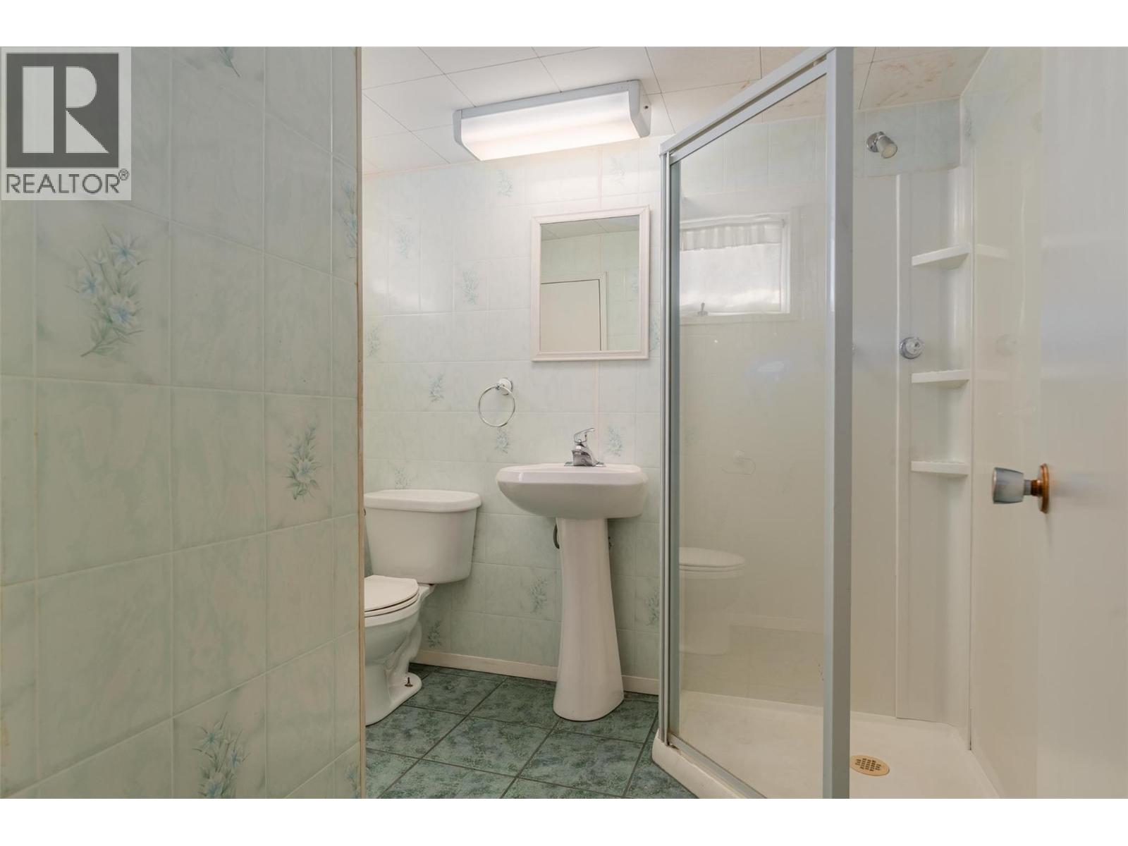 3485 Marigold Drive, Trail, British Columbia  V1R 2X7 - Photo 24 - 10360552