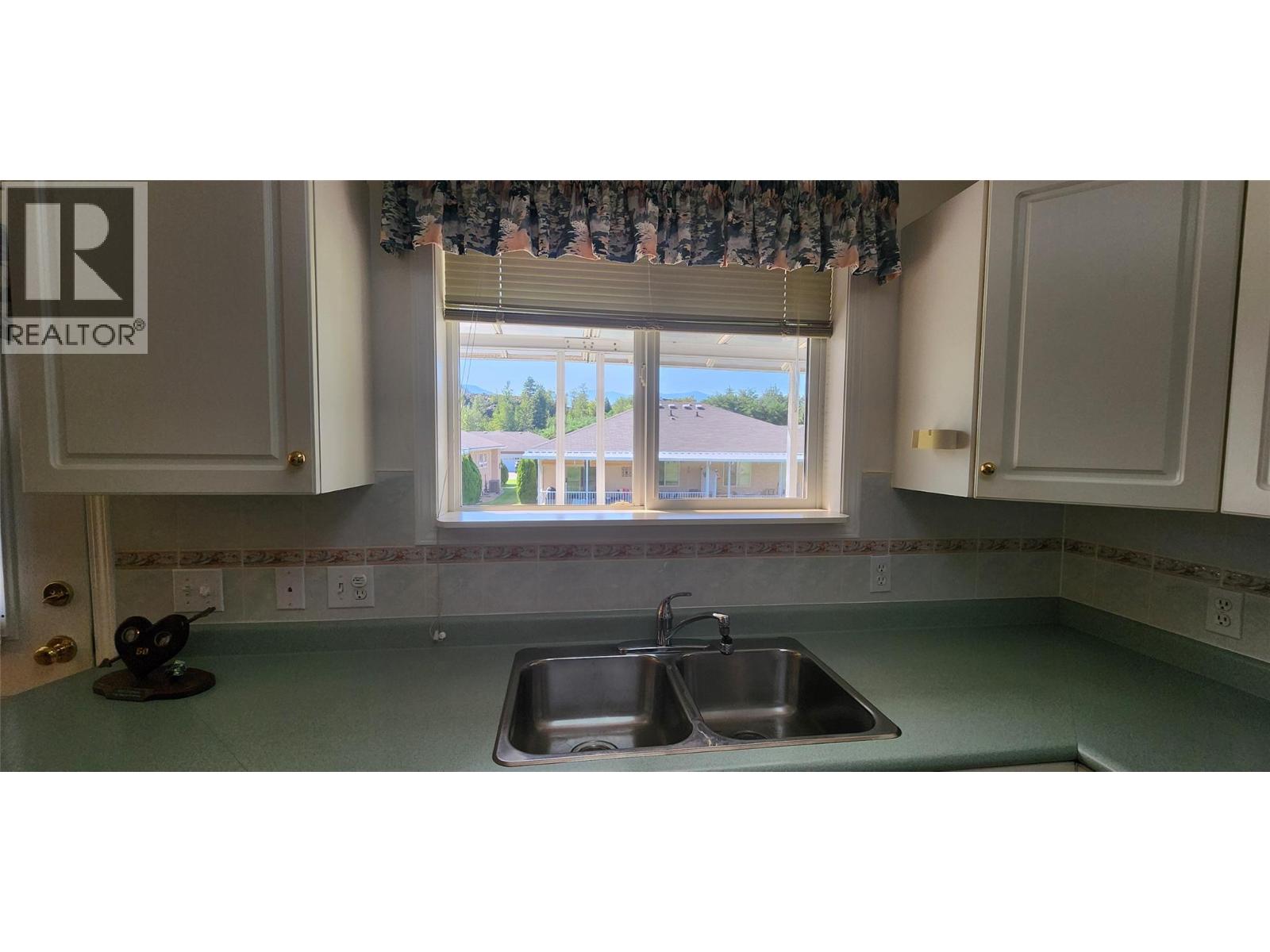 7661 Crema Drive, Trail, British Columbia  V1R 2Y8 - Photo 18 - 10360684