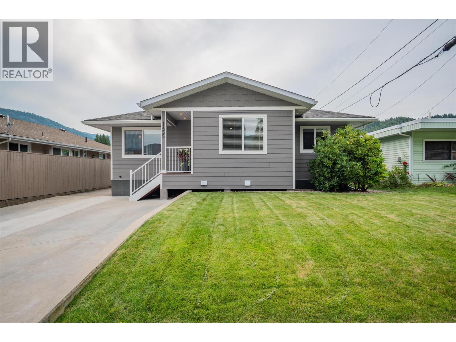 1455 Daisy Street, Trail, British Columbia  V1R 2R7 - Photo 1 - 10360914