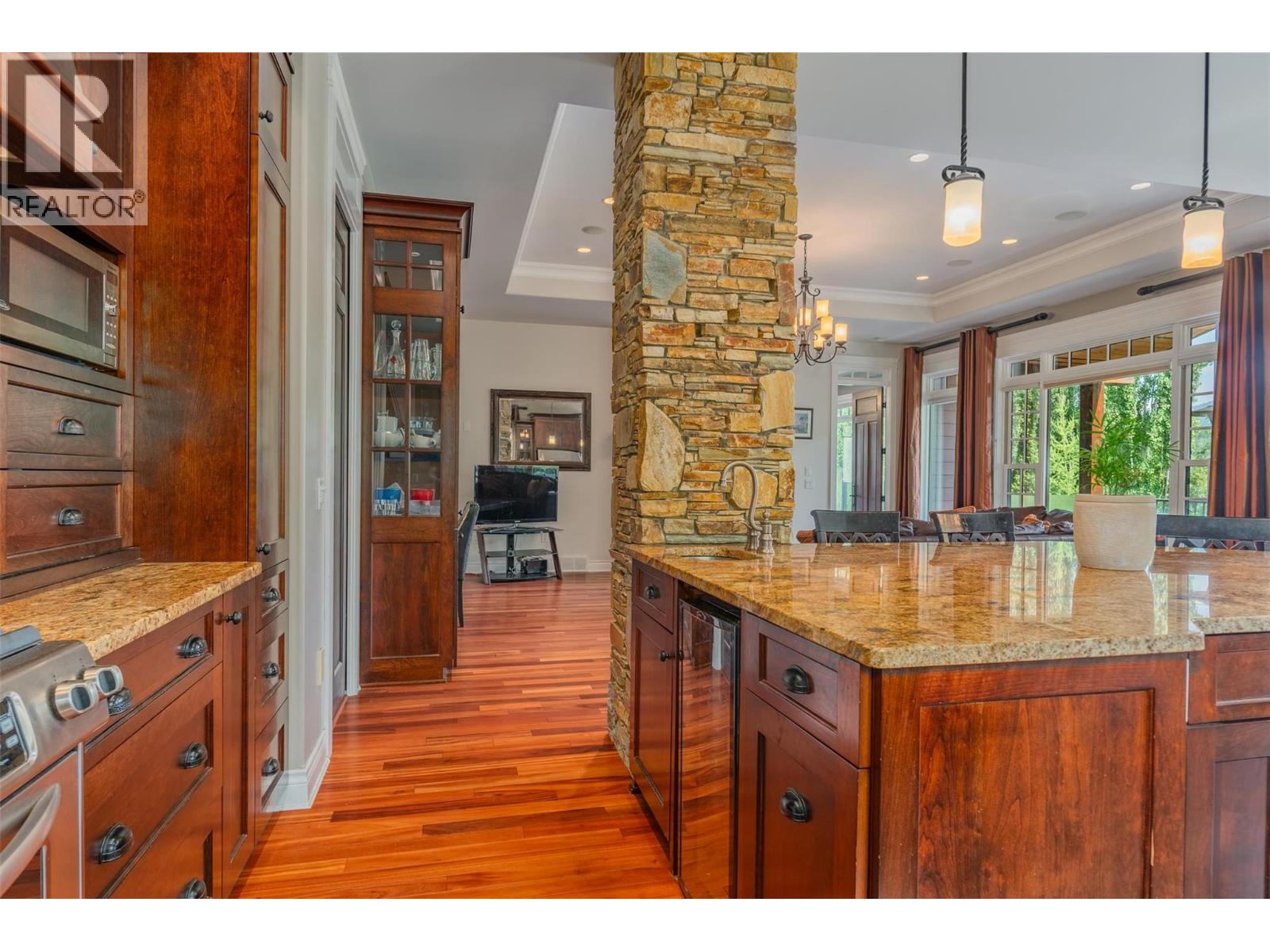 807 White Tail Drive, Rossland, British Columbia  V0G 1Y0 - Photo 16 - 10360896