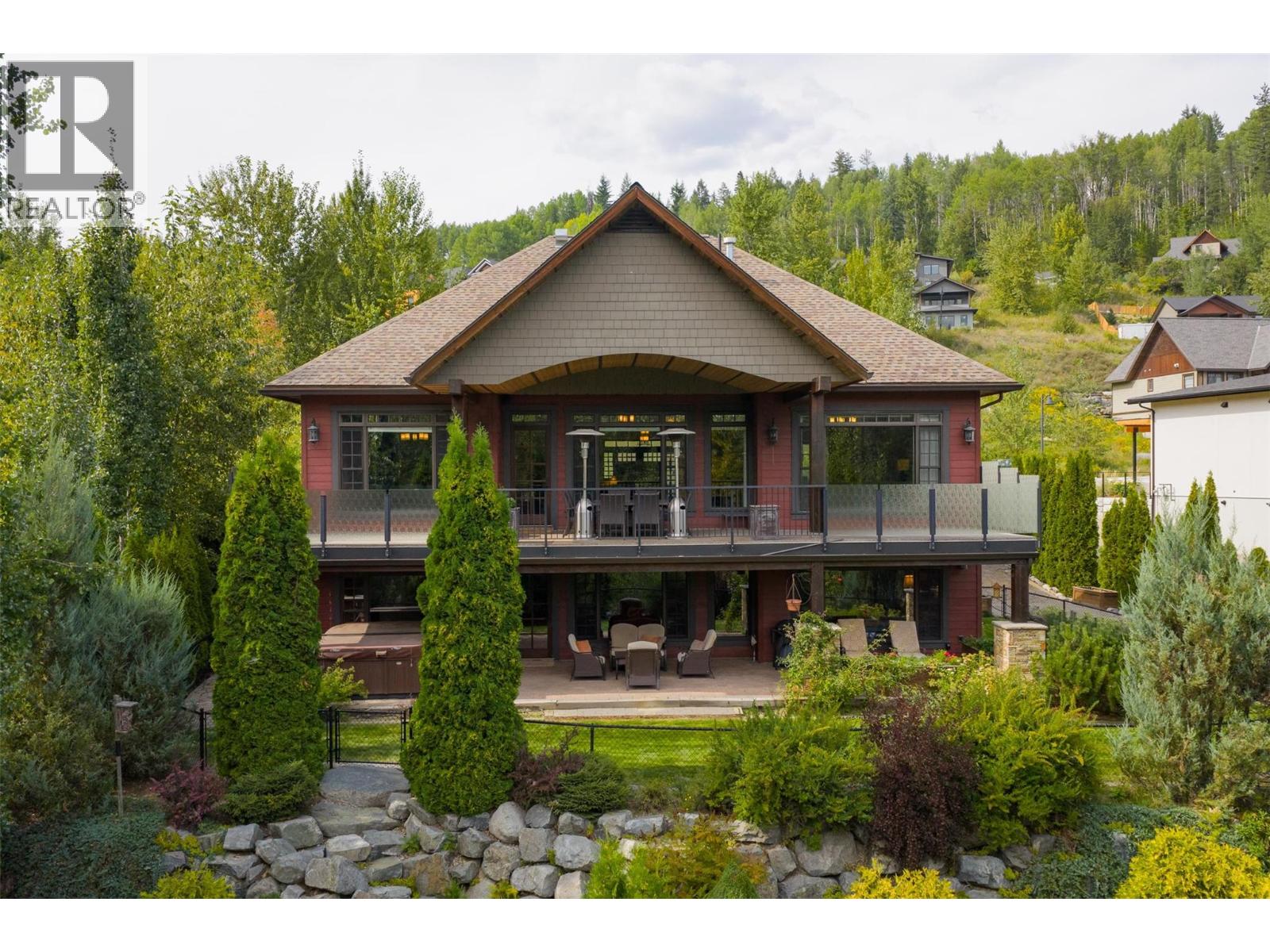 807 White Tail Drive, Rossland, British Columbia  V0G 1Y0 - Photo 3 - 10360896