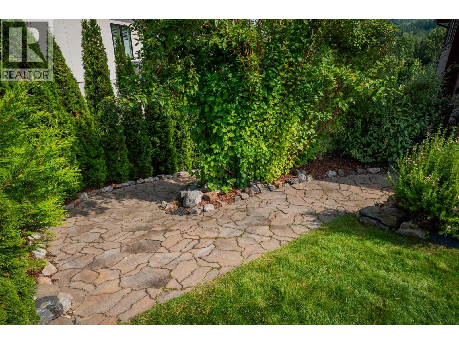 807 White Tail Drive, Rossland, British Columbia  V0G 1Y0 - Photo 60 - 10360896