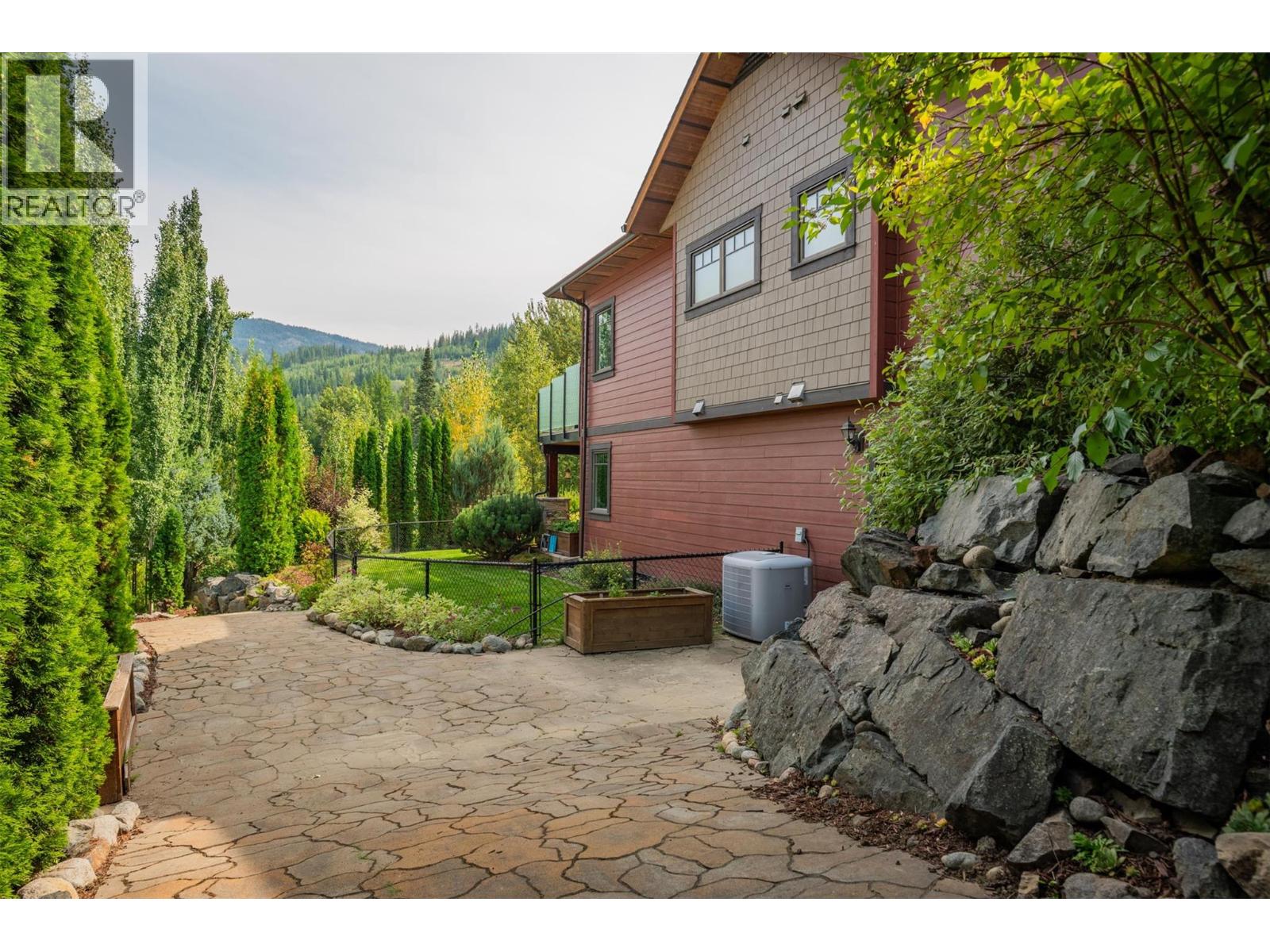 807 White Tail Drive, Rossland, British Columbia  V0G 1Y0 - Photo 62 - 10360896