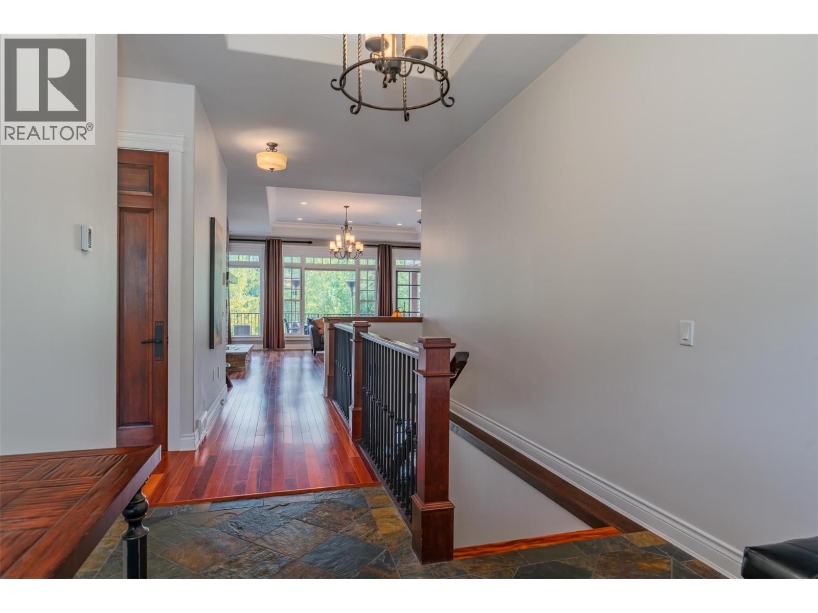807 White Tail Drive, Rossland, British Columbia  V0G 1Y0 - Photo 8 - 10360896
