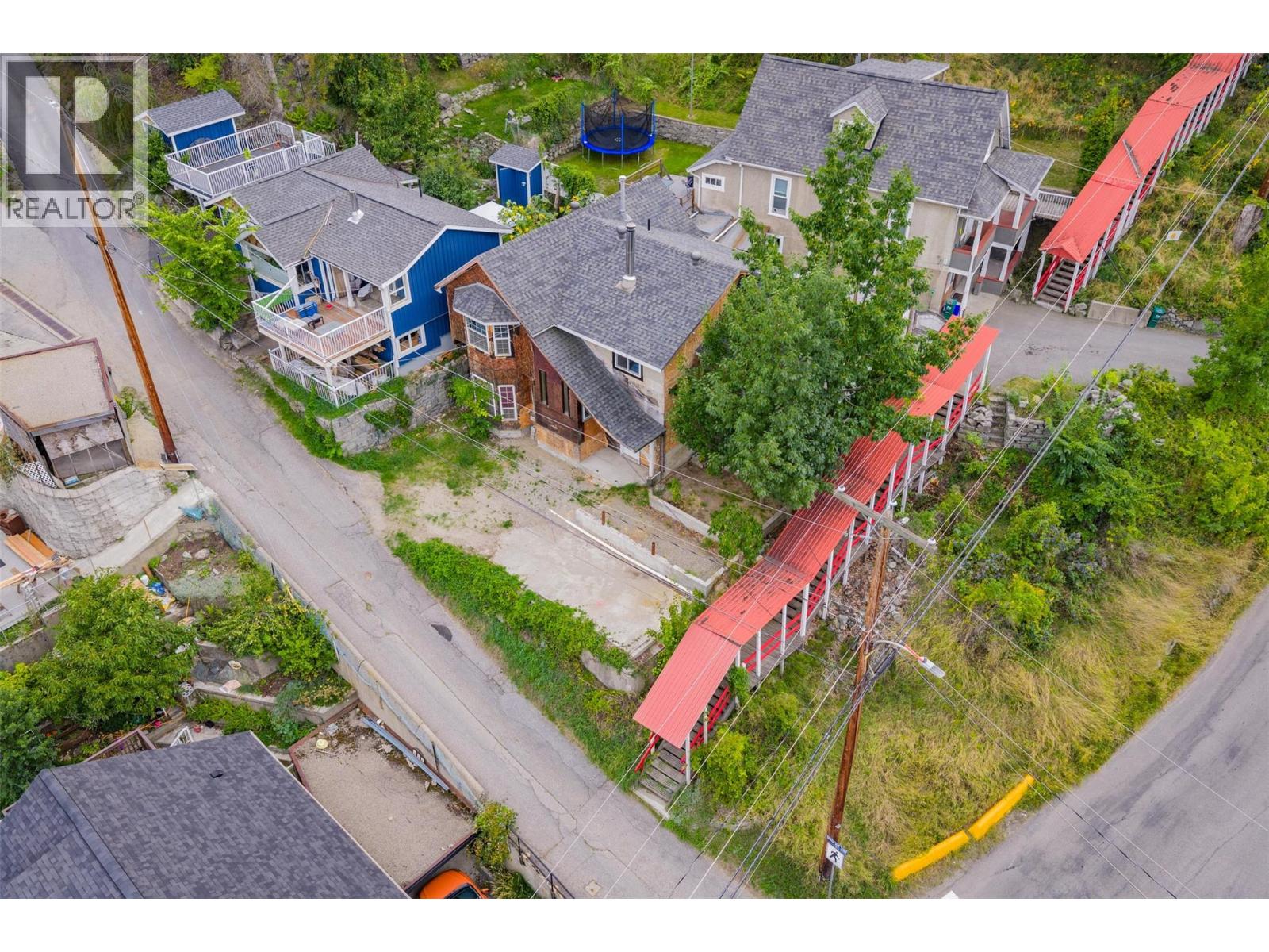 562 Spokane Street, Trail, British Columbia  V1R 3V8 - Photo 38 - 10361181