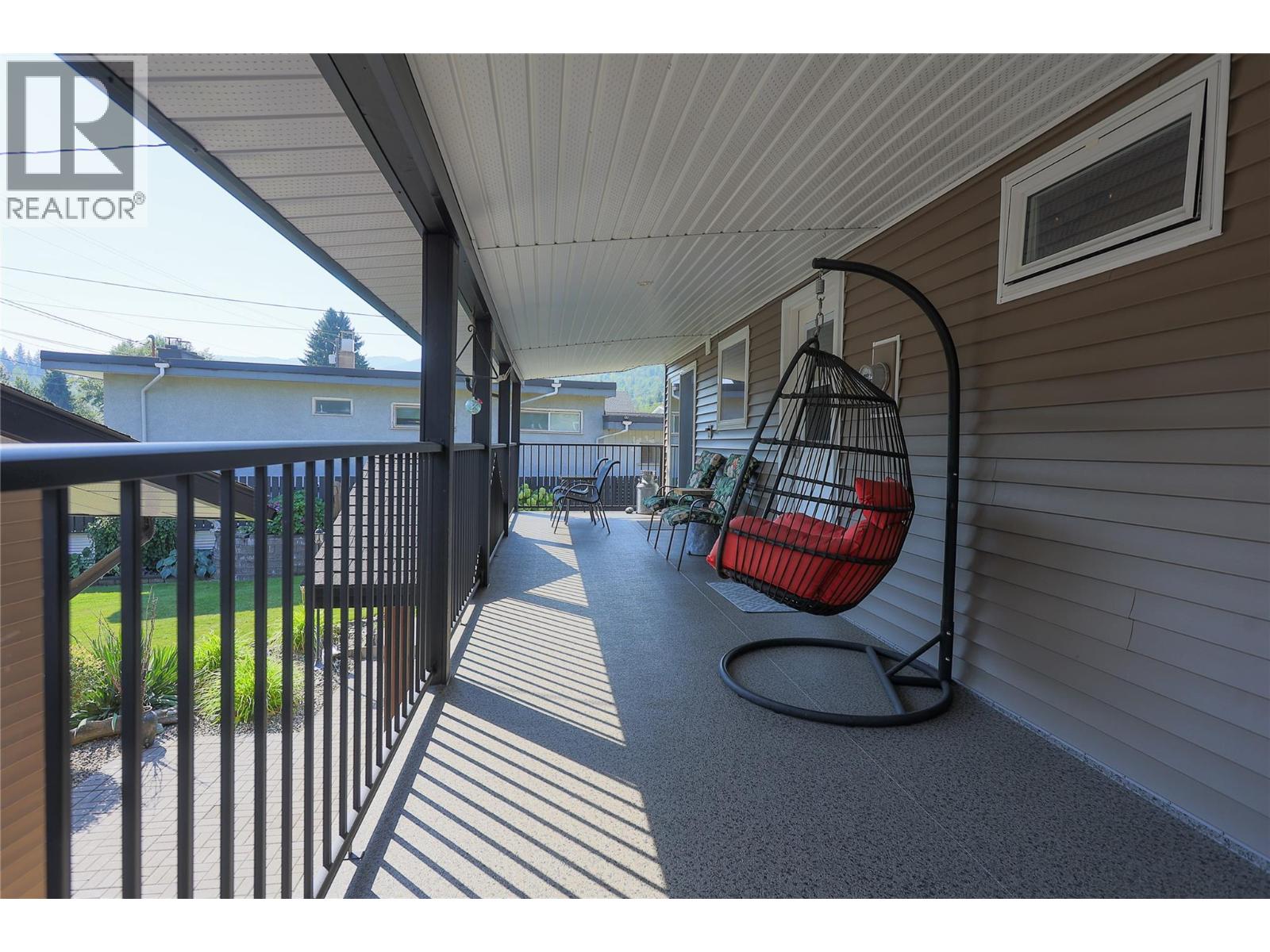 430 3rd Avenue, Trail, British Columbia  V1R 4V4 - Photo 43 - 10361161