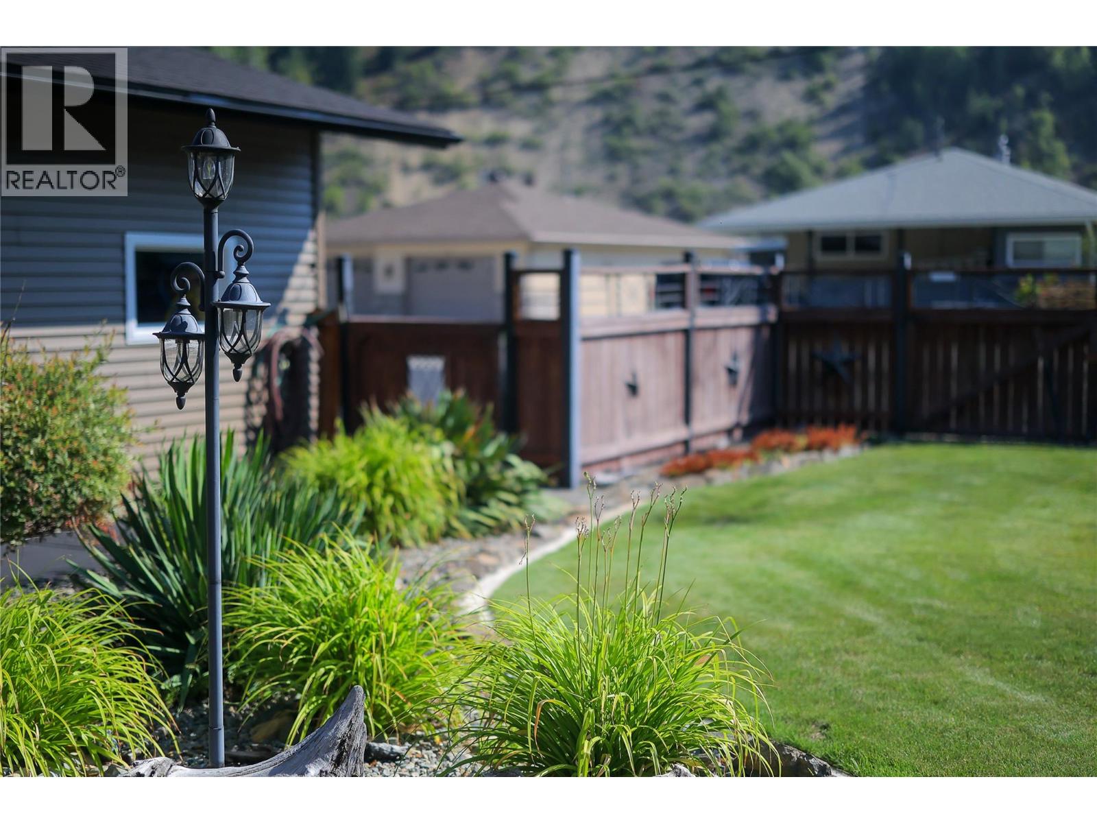 430 3rd Avenue, Trail, British Columbia  V1R 4V4 - Photo 52 - 10361161