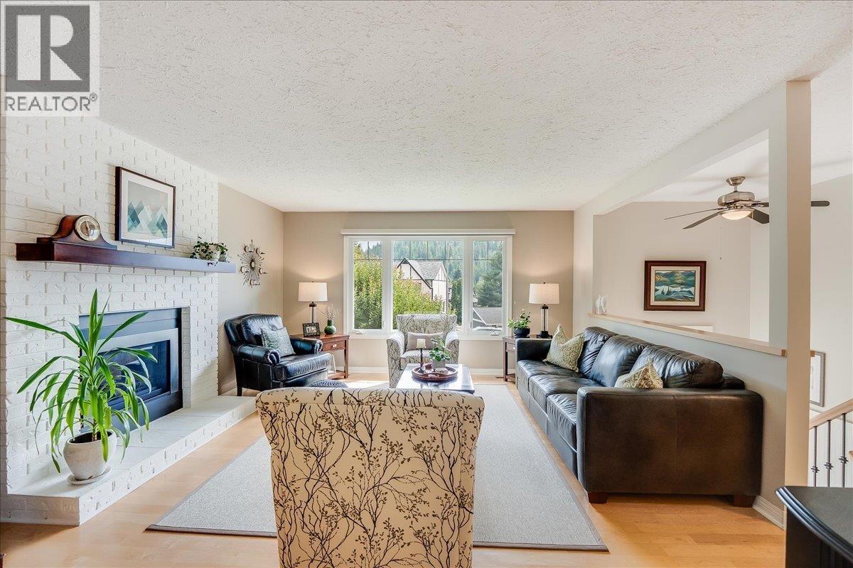 2321 Mcbride Street, Trail, British Columbia  V1R 3A6 - Photo 13 - 10361208