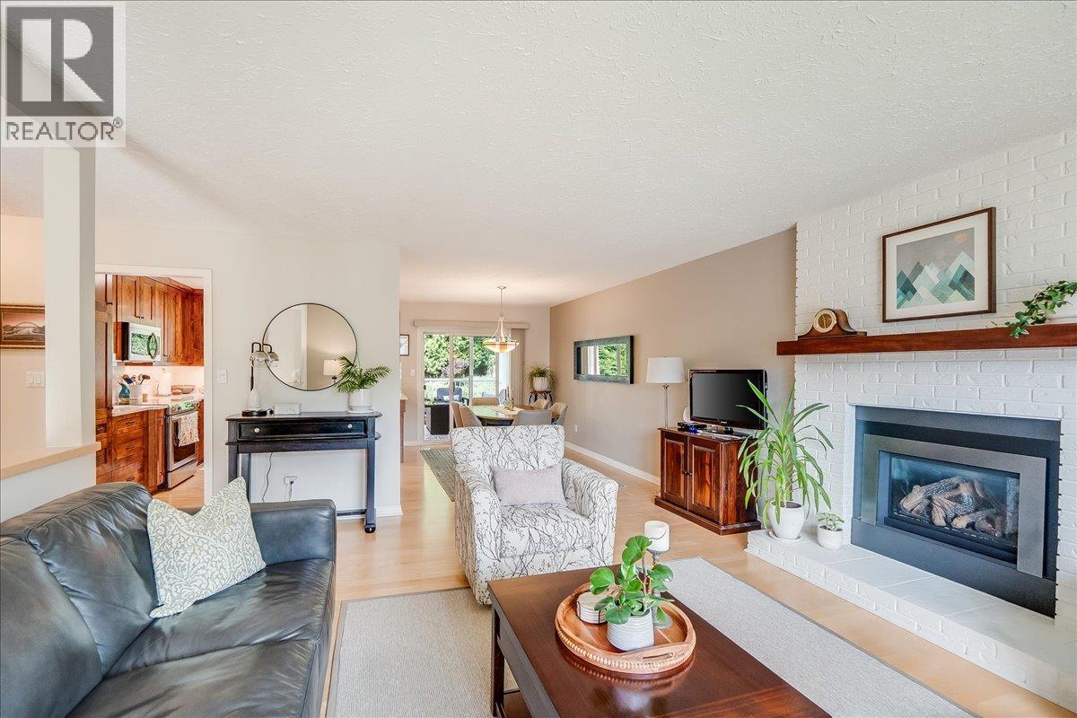 2321 Mcbride Street, Trail, British Columbia  V1R 3A6 - Photo 7 - 10361208