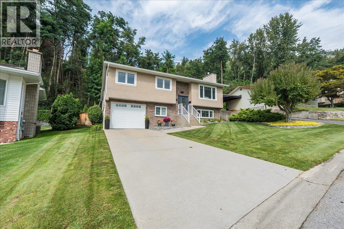 2321 Mcbride Street, Trail, British Columbia  V1R 3A6 - Photo 70 - 10361208