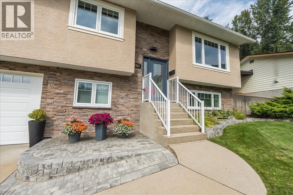 2321 Mcbride Street, Trail, British Columbia  V1R 3A6 - Photo 71 - 10361208